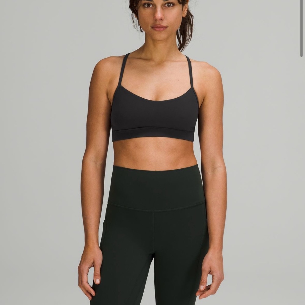 EUC 🍋 Bundle Lululemon Flow Y Bra Size 6 Black & Lunar Rock